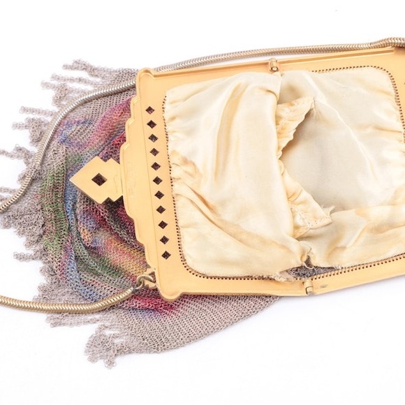 Art Deco Whiting and Davis Mesh Handbag - Picture 4 of 5
